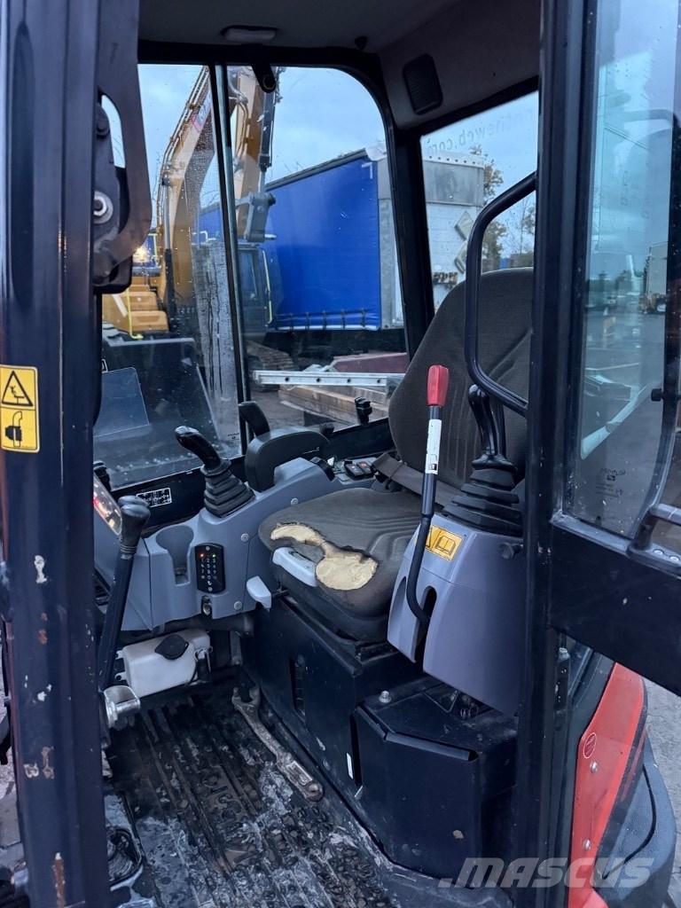 Kubota U 27-4 Mini bagri <7t