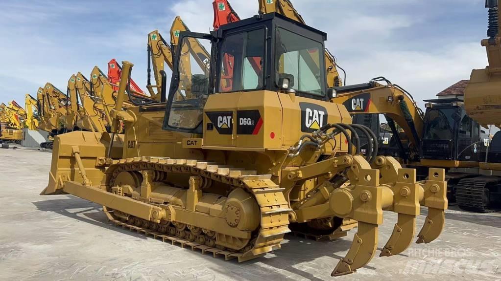 CAT D 6 G LGP II Buldožerji goseničarji