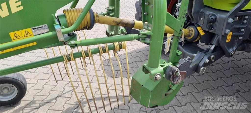Krone SWADRO 46 Zgrabljalniki