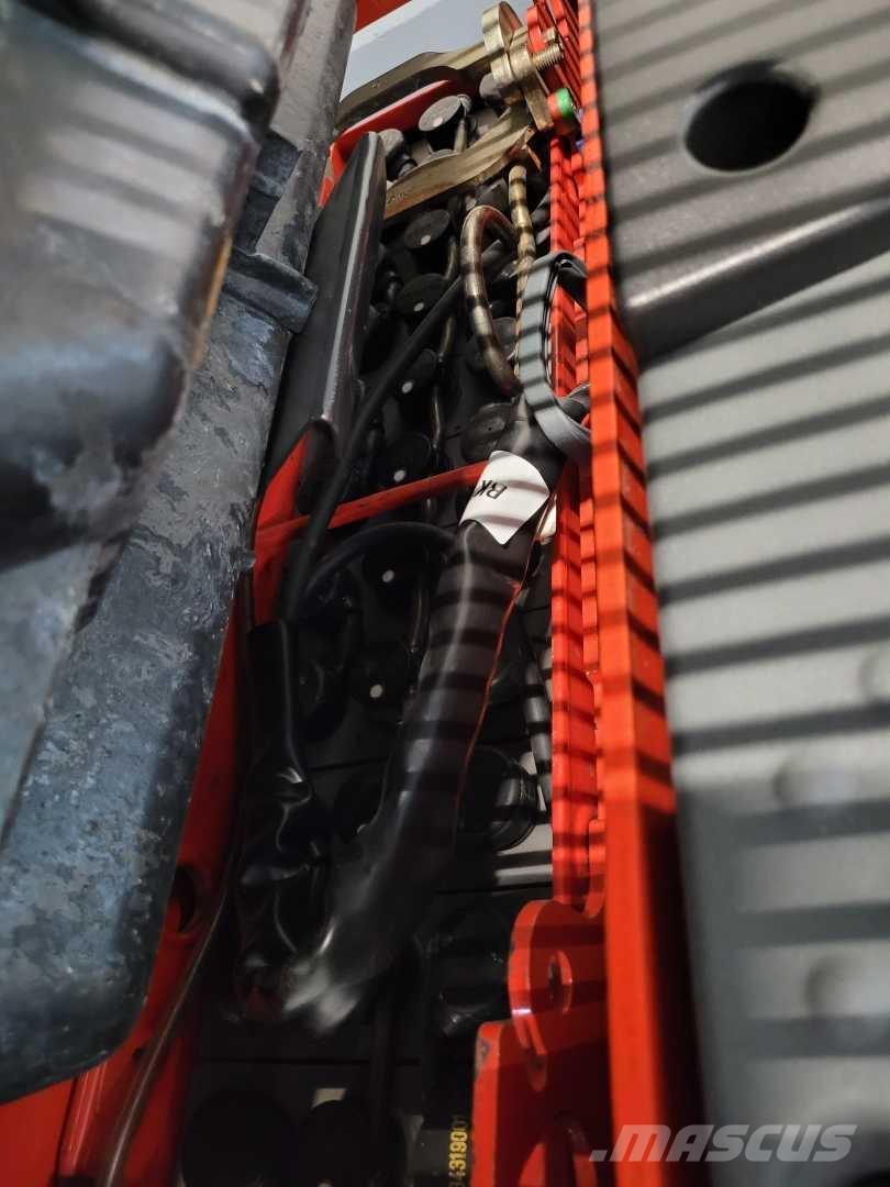 Linde V08 Nizko dvižni komisionirni viličar