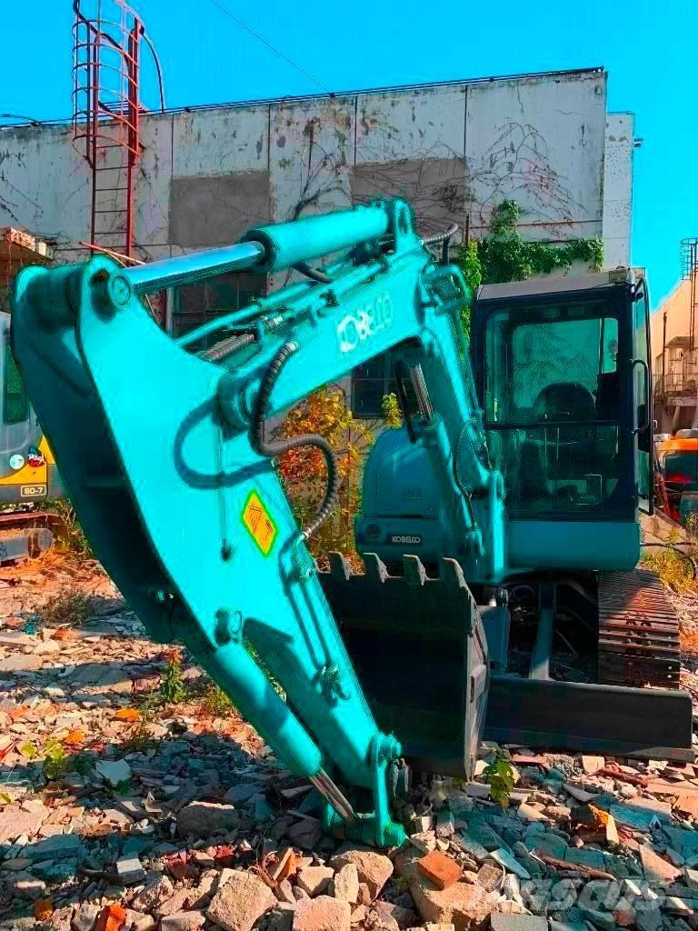 Kobelco SK 60 Bagri goseničarji