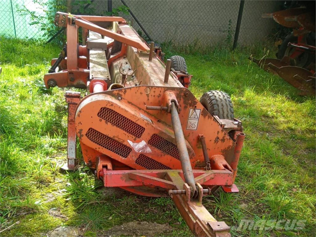 Kuhn NK 4801 Nega okolice - drugo