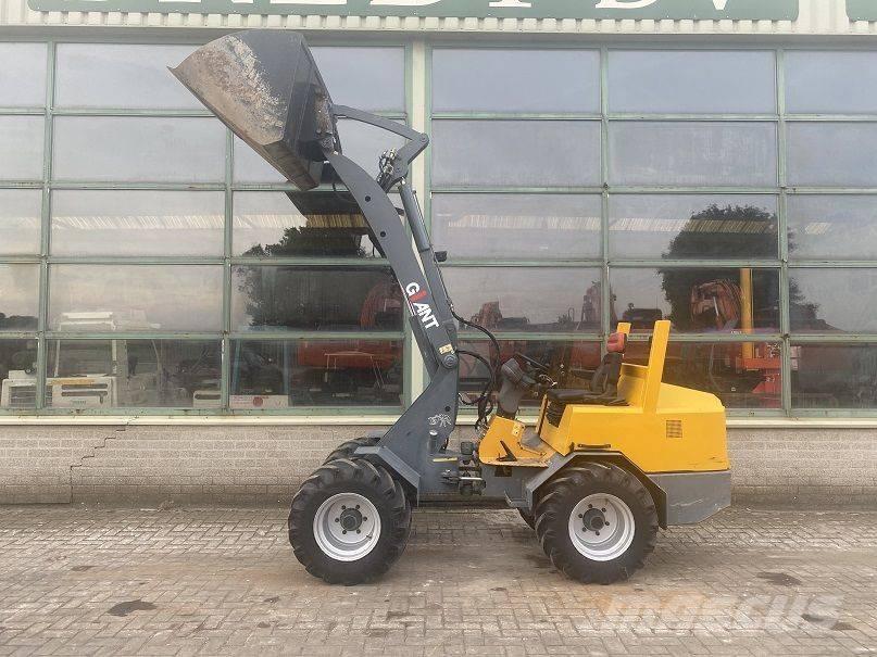 GiANT V 451 T Mini nakladalci