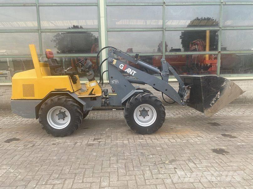 GiANT V 451 T Mini nakladalci