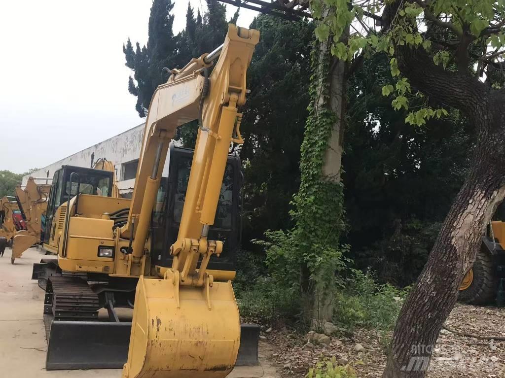 Komatsu PC 70 Bagri goseničarji