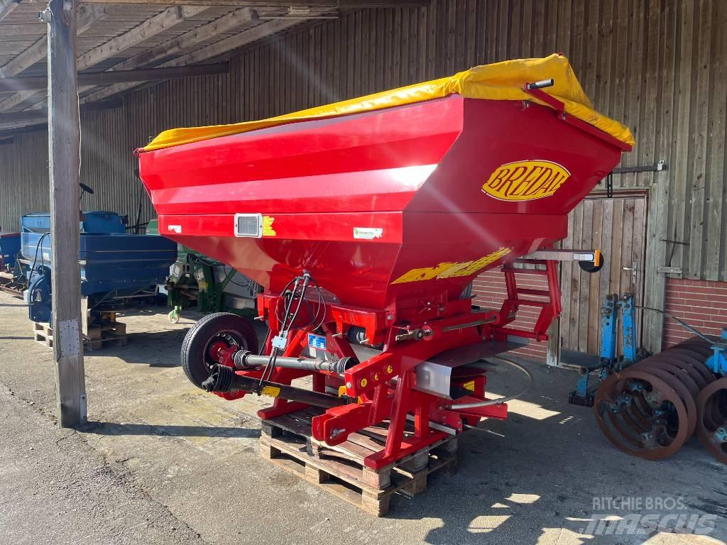 Bredal F2 3200 Trosilniki gnoja