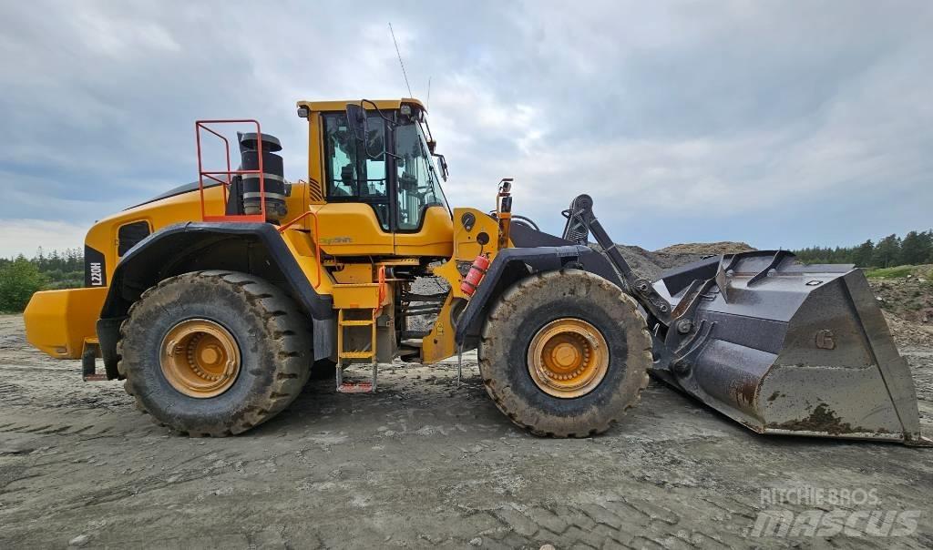 Volvo L 220 H Kolesni nakladalci