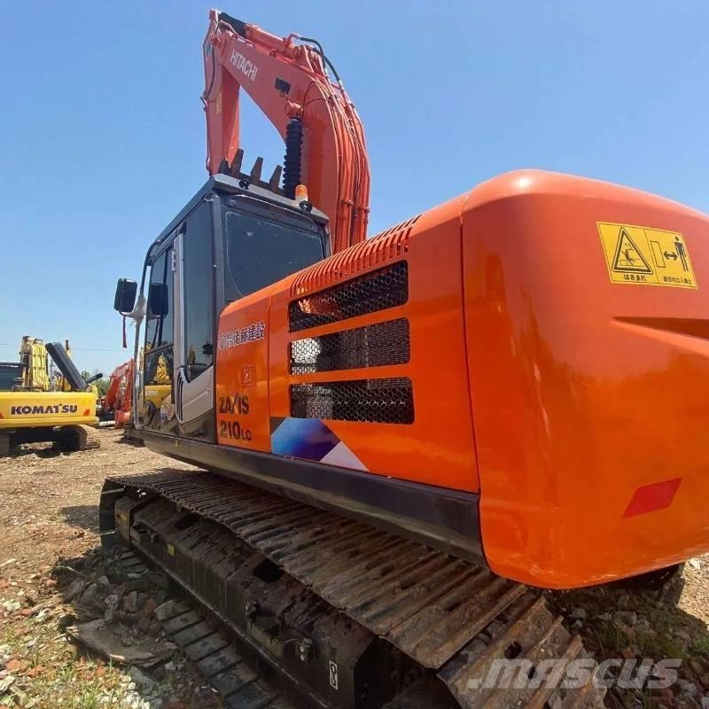 Hitachi ZX 210 Bagri goseničarji