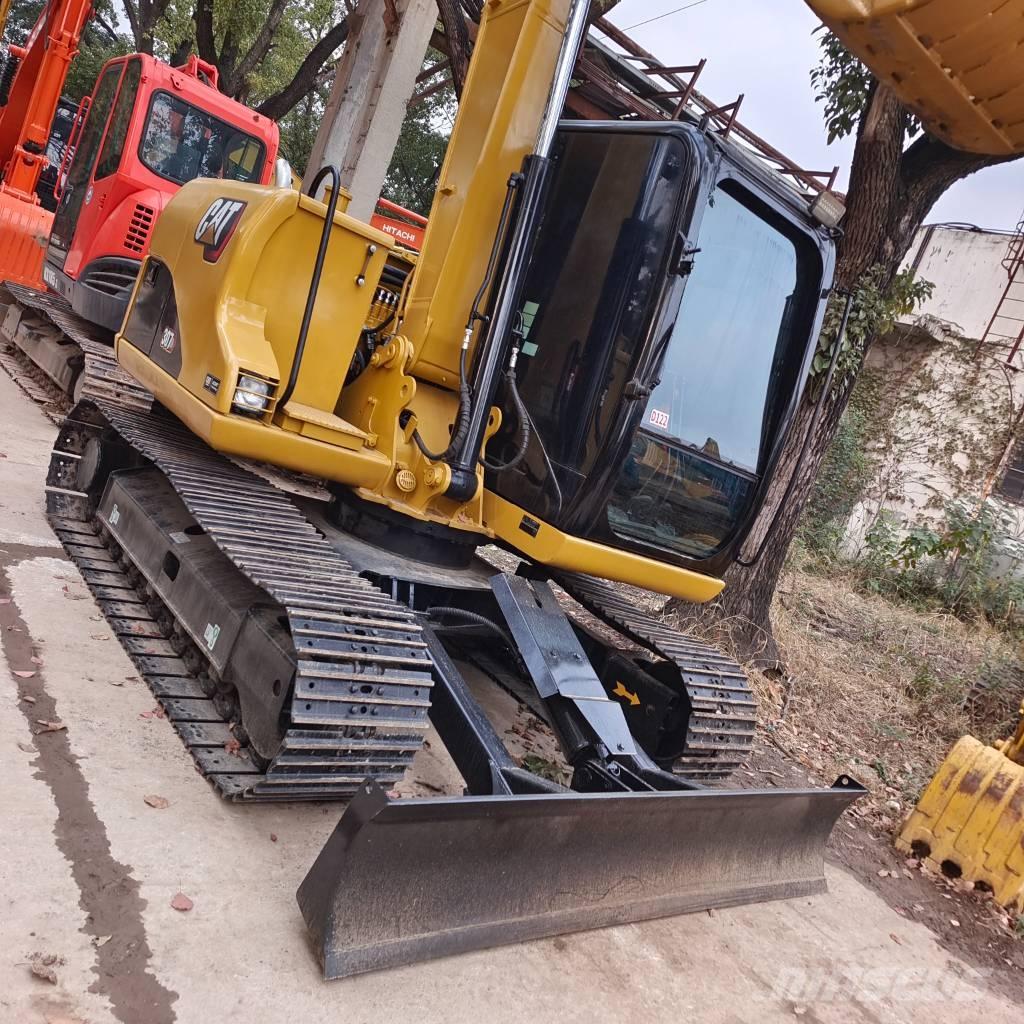 CAT 307D Midi bagri 7t – 12t