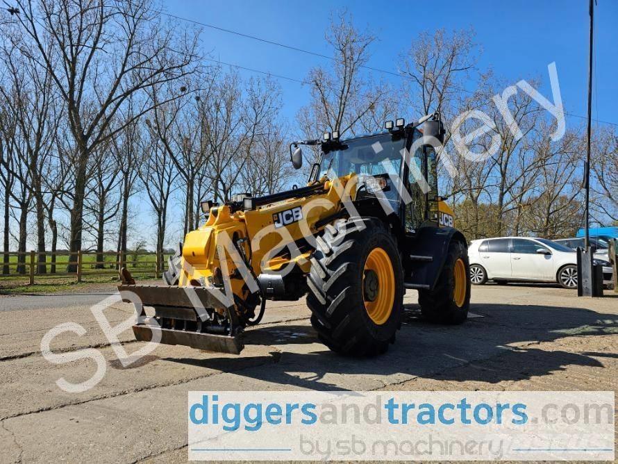 JCB TM 320 S Kolesni nakladalci