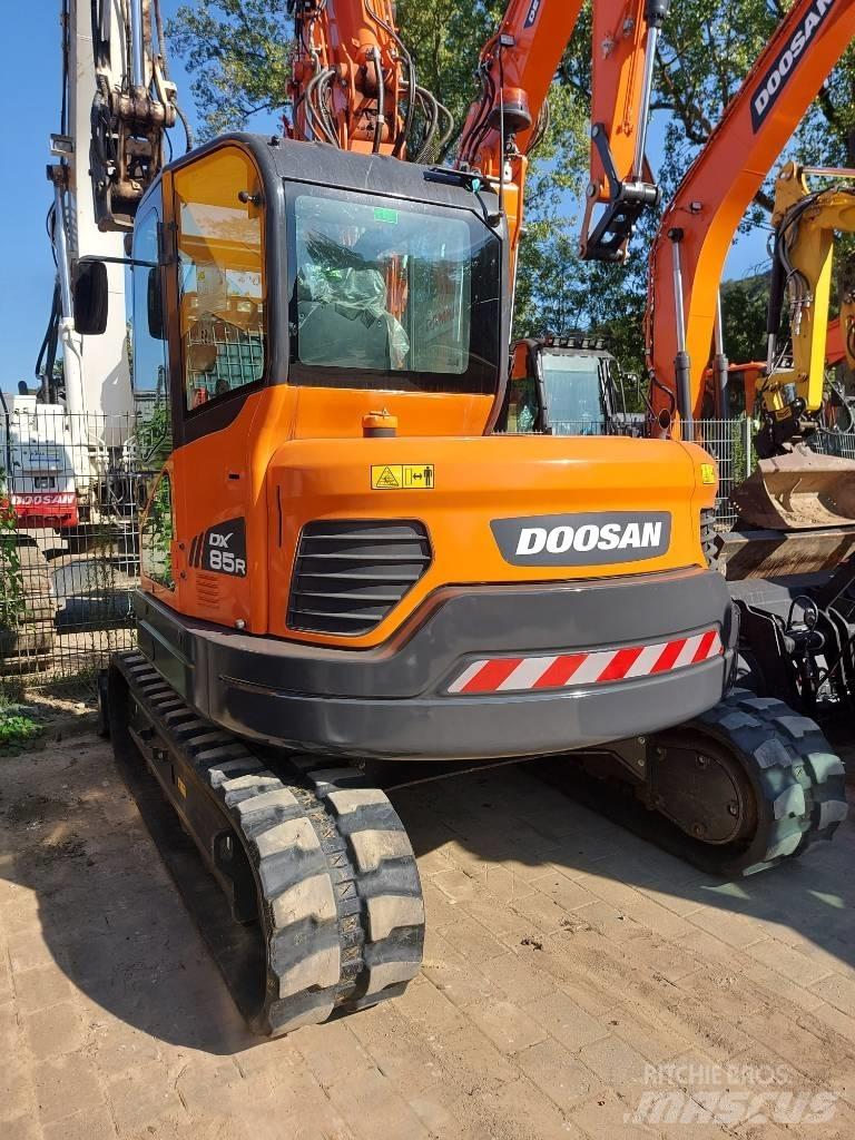 Doosan DX 85 R-3 Midi bagri 7t – 12t