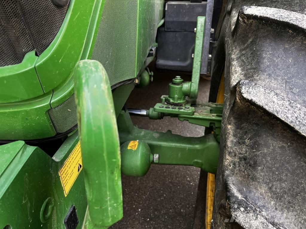 John Deere 6105R Traktorji