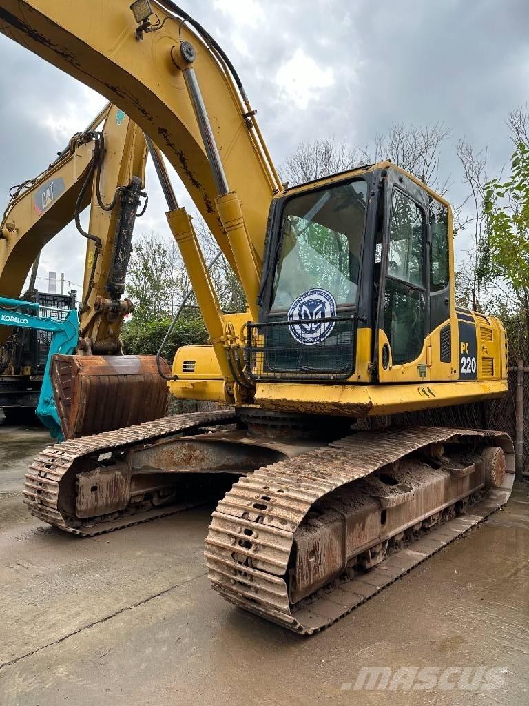 Komatsu PC 220-8 Bagri goseničarji
