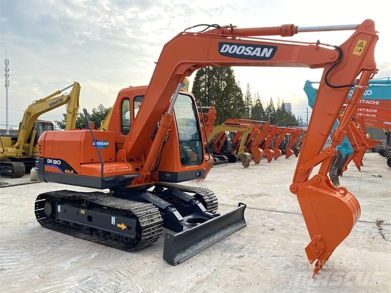 Doosan DH 80 Bagri goseničarji