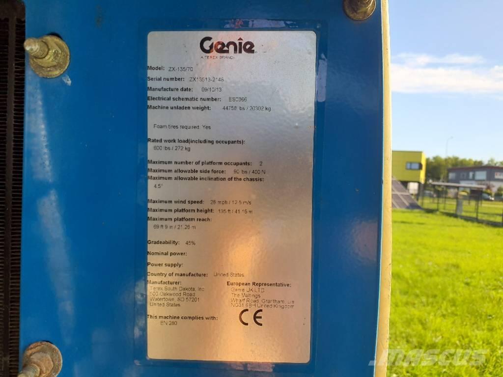 Genie ZX 135/70 Zglobne dvižne ploščadi