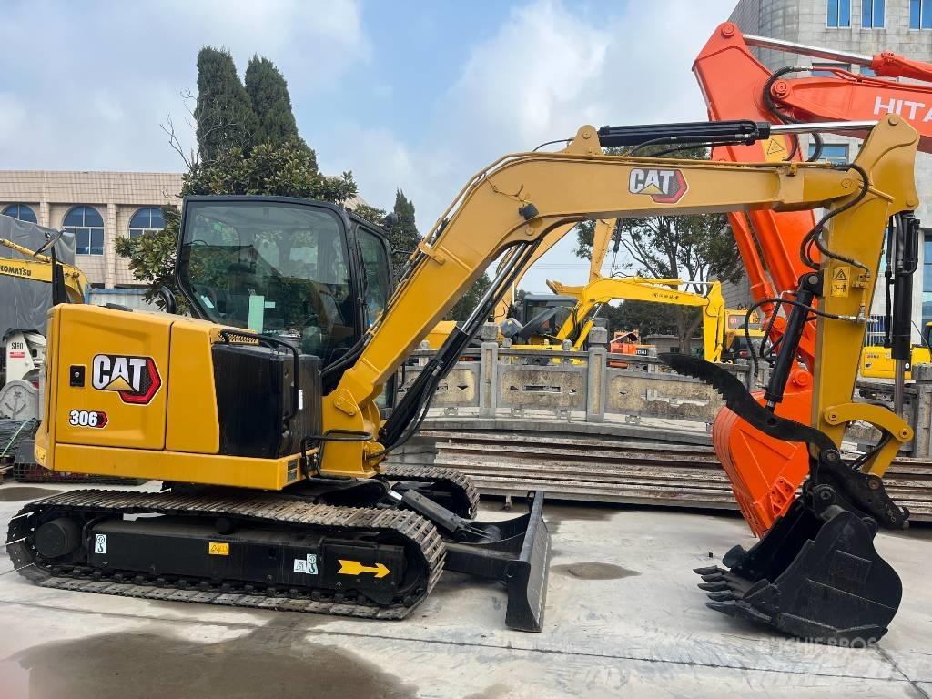 CAT 306 Mini bagri <7t