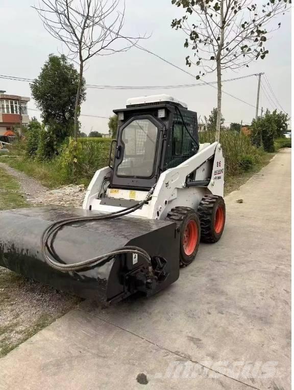 Bobcat S 16 Skid steer mini nakladalci