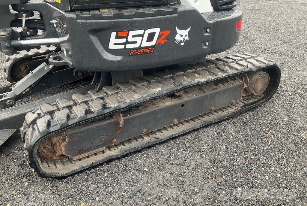 Bobcat E 50z Mini bagri <7t