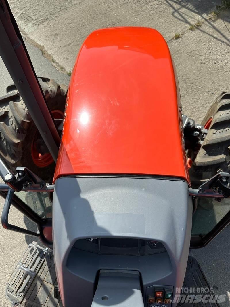 Kubota M4063 ROPS Traktorji