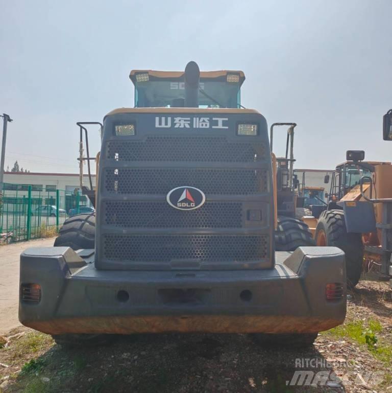 SDLG L 955 F Kolesni nakladalci