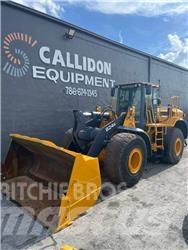 John Deere 824 K Kolesni nakladalci
