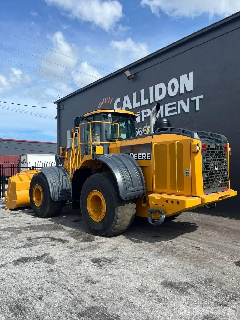 John Deere 824 K Kolesni nakladalci