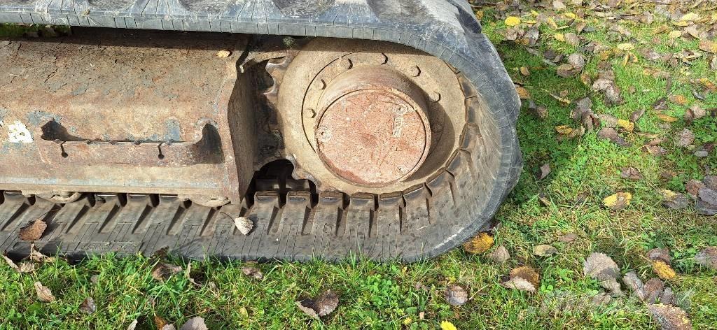 Kobelco E 70 SR Bagri goseničarji
