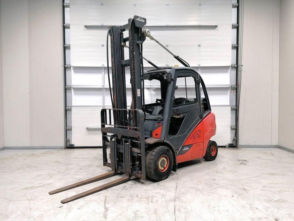 Linde H30T-02 Plinski viličarji