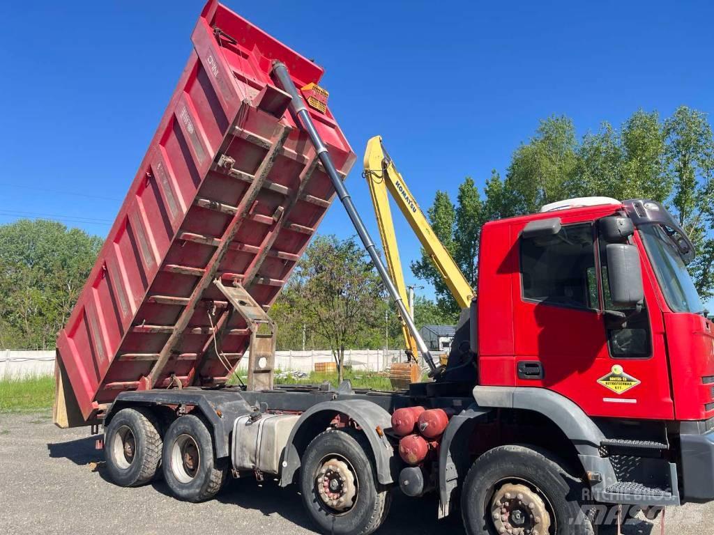 Iveco Trakker 440 Kiper tovornjaki