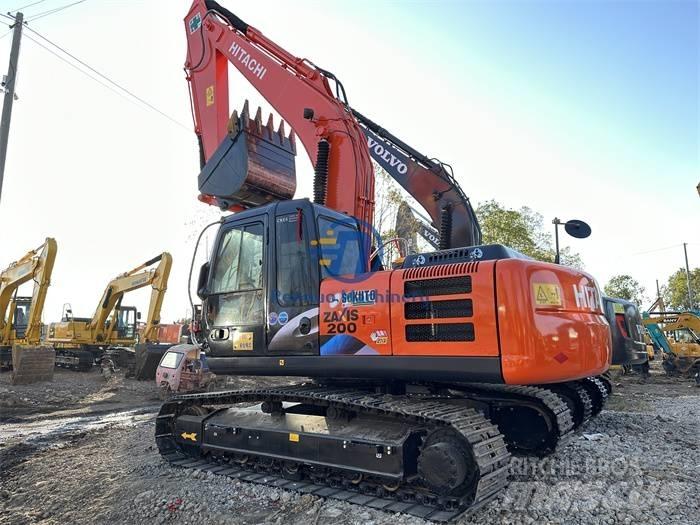 Hitachi ZX 200 Bagri goseničarji