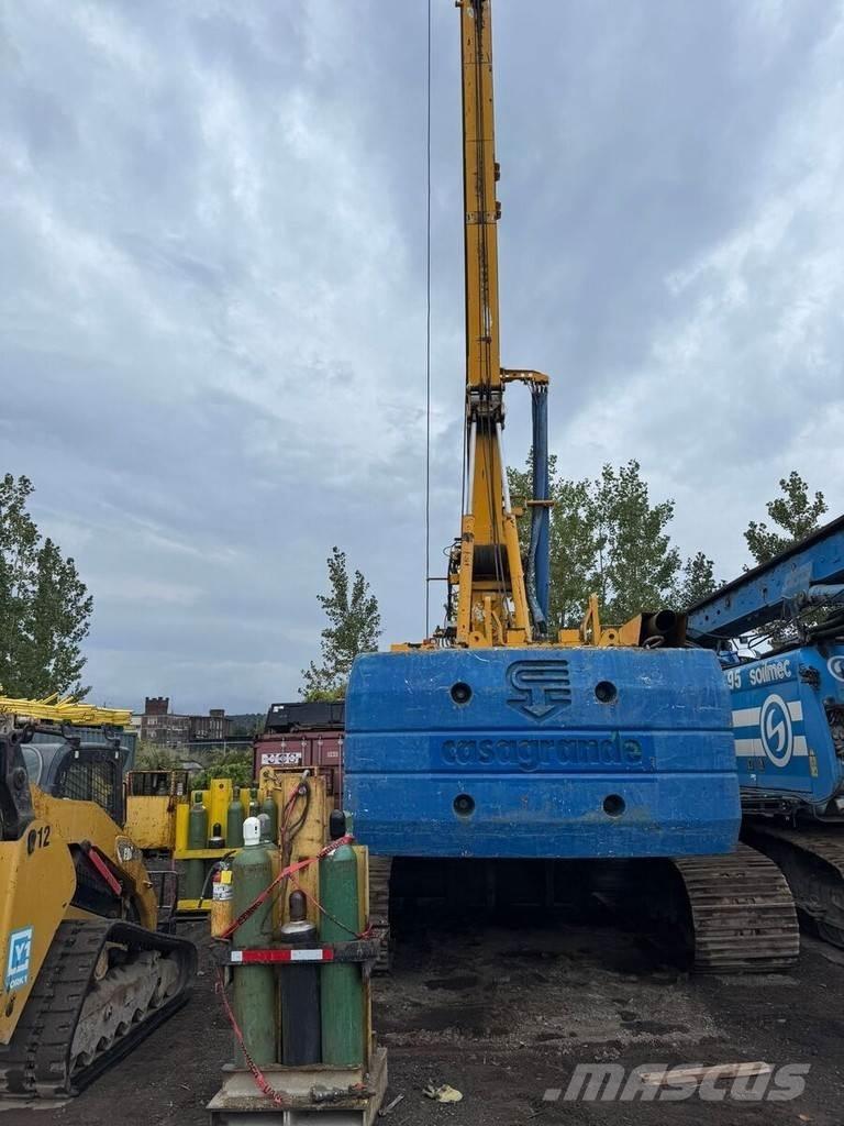 Casagrande B300 Težki vrtalni stroji