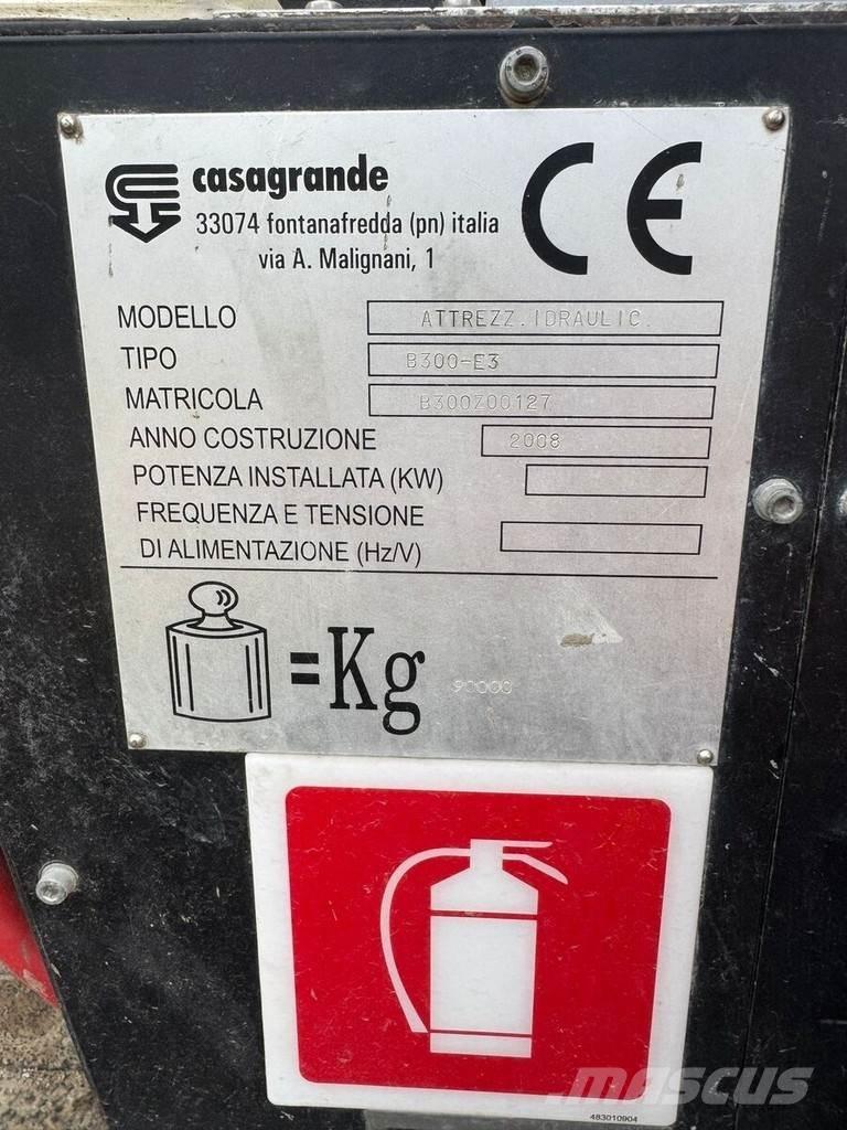 Casagrande B300 Težki vrtalni stroji