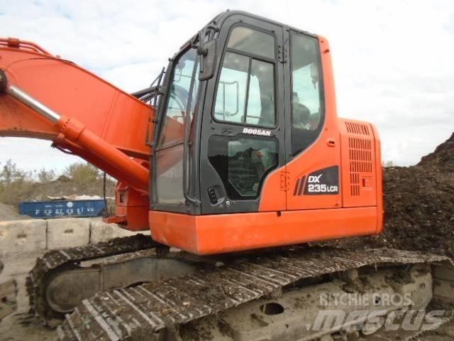 Doosan DX 235 LCR Bagri goseničarji