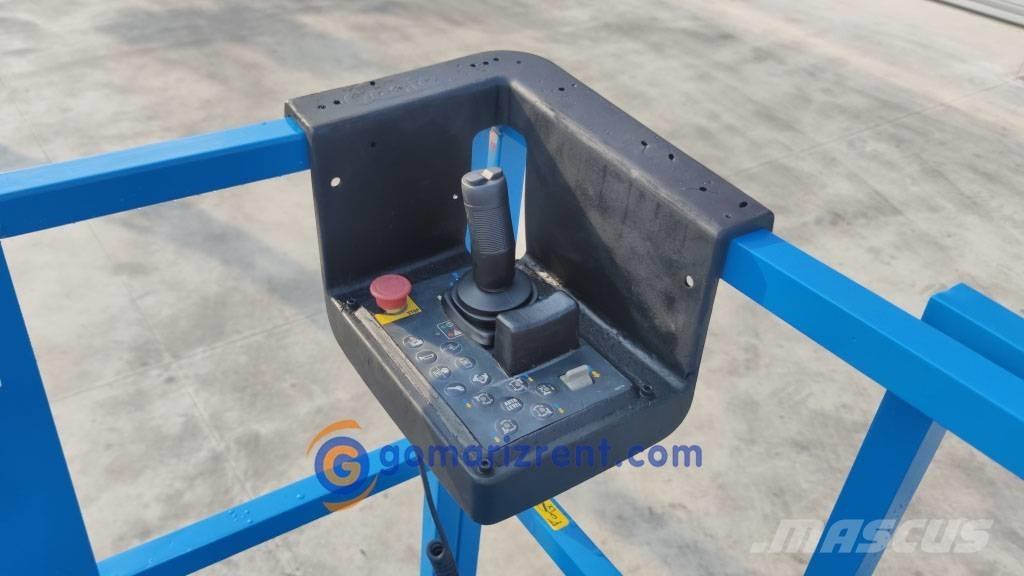 Genie GS 4390 Škarjaste dvižne ploščadi