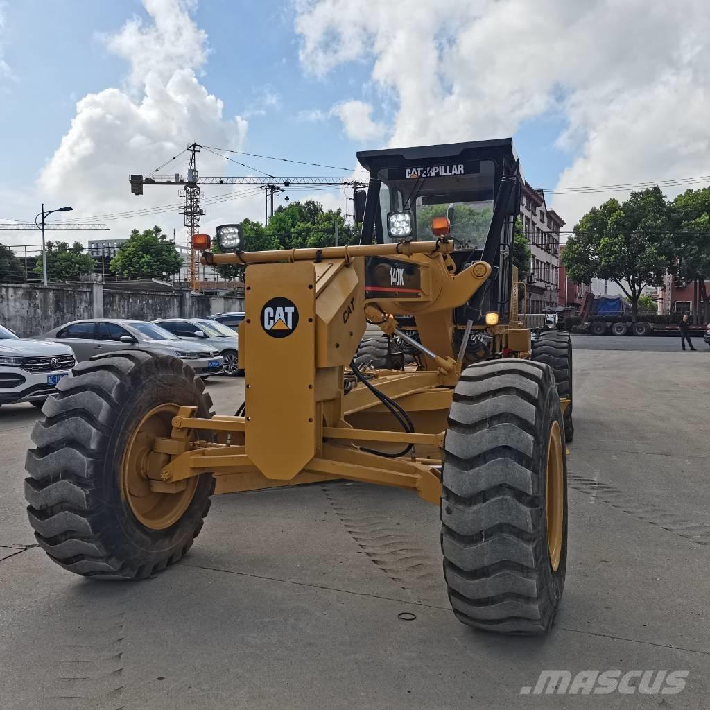 CAT 140k Grederji