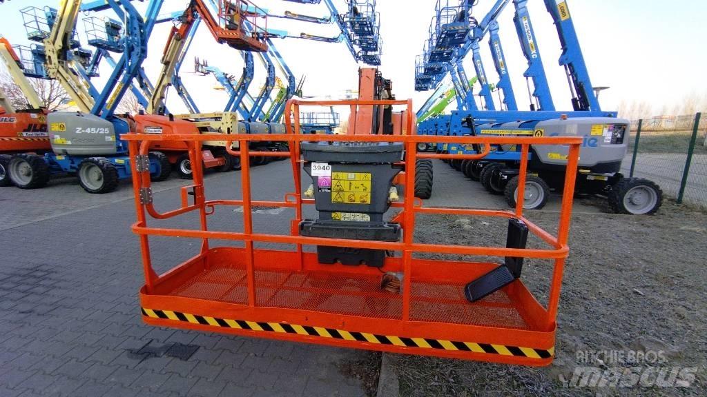 JLG 800 AJ Zglobne dvižne ploščadi