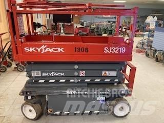 SkyJack SJ 3219 Škarjaste dvižne ploščadi
