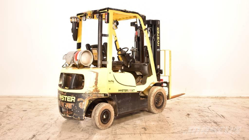 Hyster H2.5XT Plinski viličarji