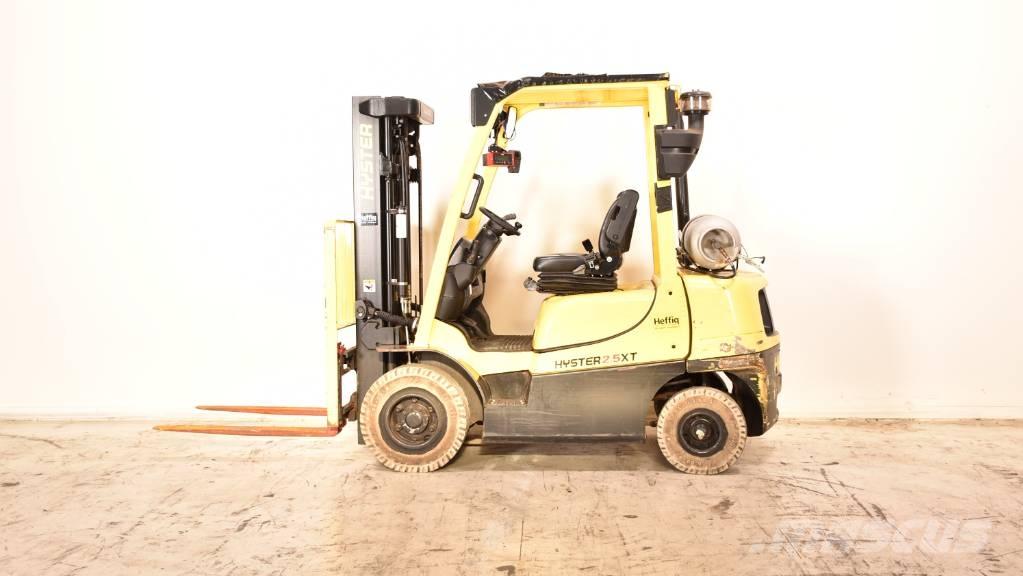 Hyster H2.5XT Plinski viličarji