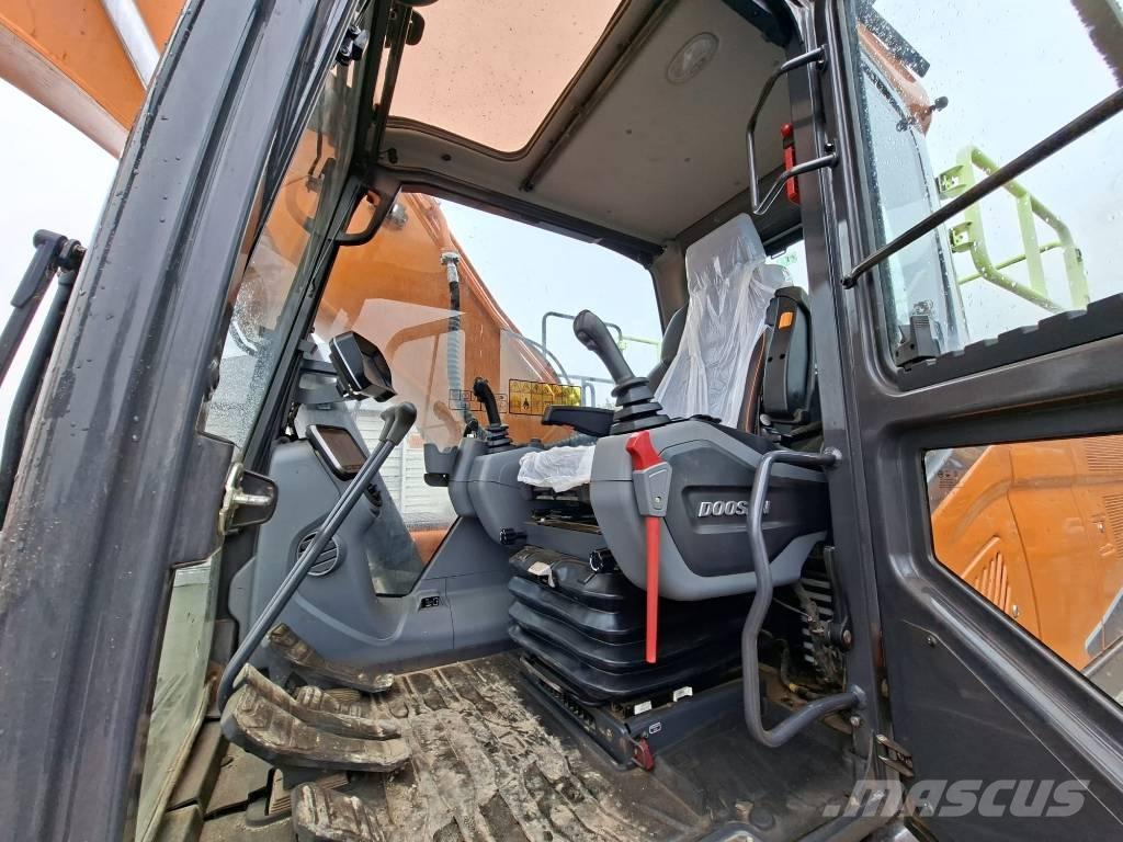 Doosan DX 225 LC Bagri goseničarji