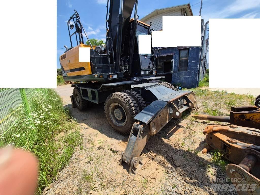 Hyundai HW 210 A Bagri na kolesih