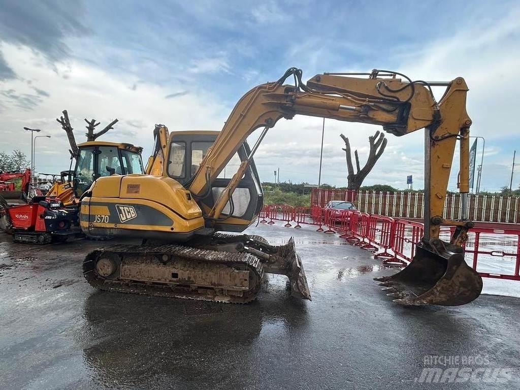 JCB JS70 Midi bagri 7t – 12t