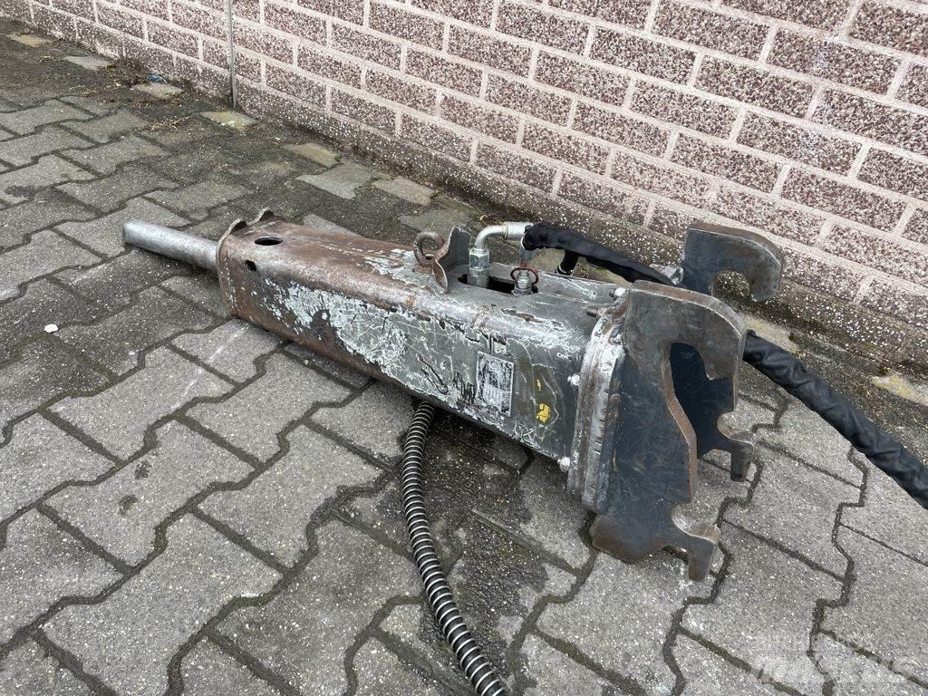 Gehl GS35 Kladiva