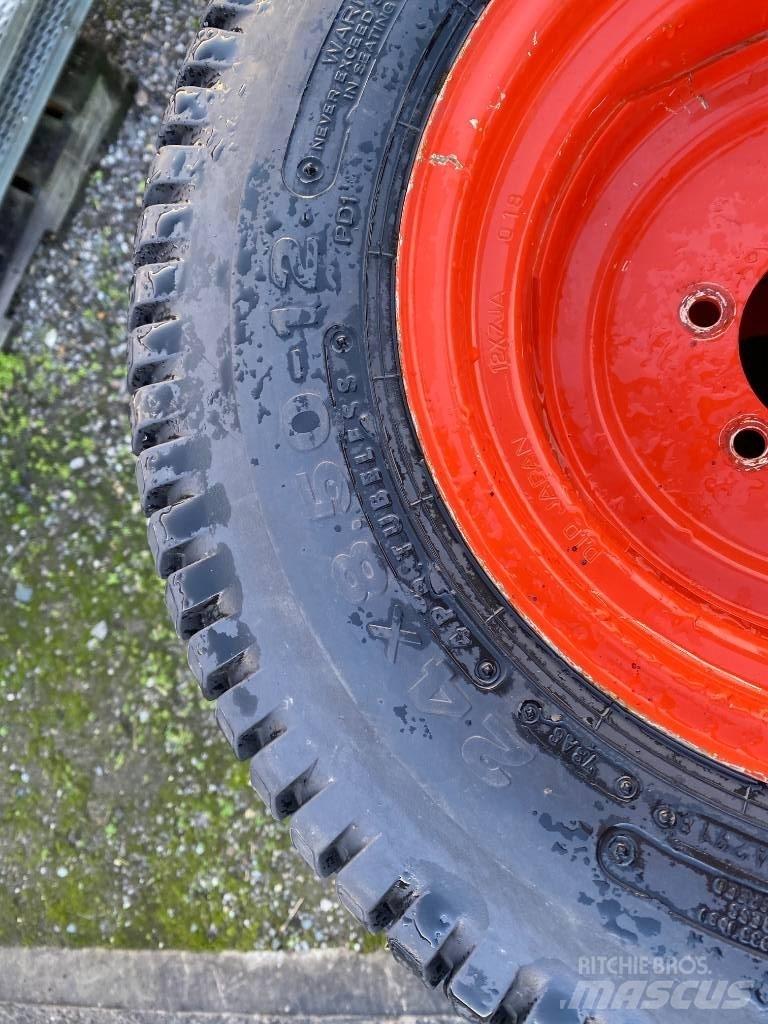 Kubota Welded Wheels Gume, kolesa in platišča
