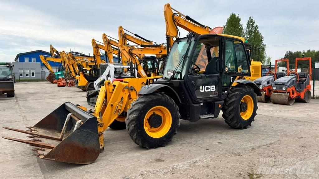 JCB 531-70 Teleskopski kolesni nakladalci