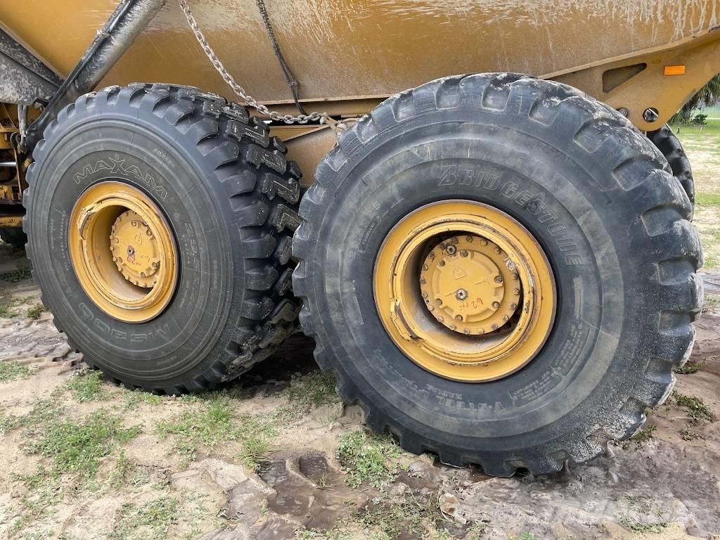 CAT 740 GC Zglobni demperji