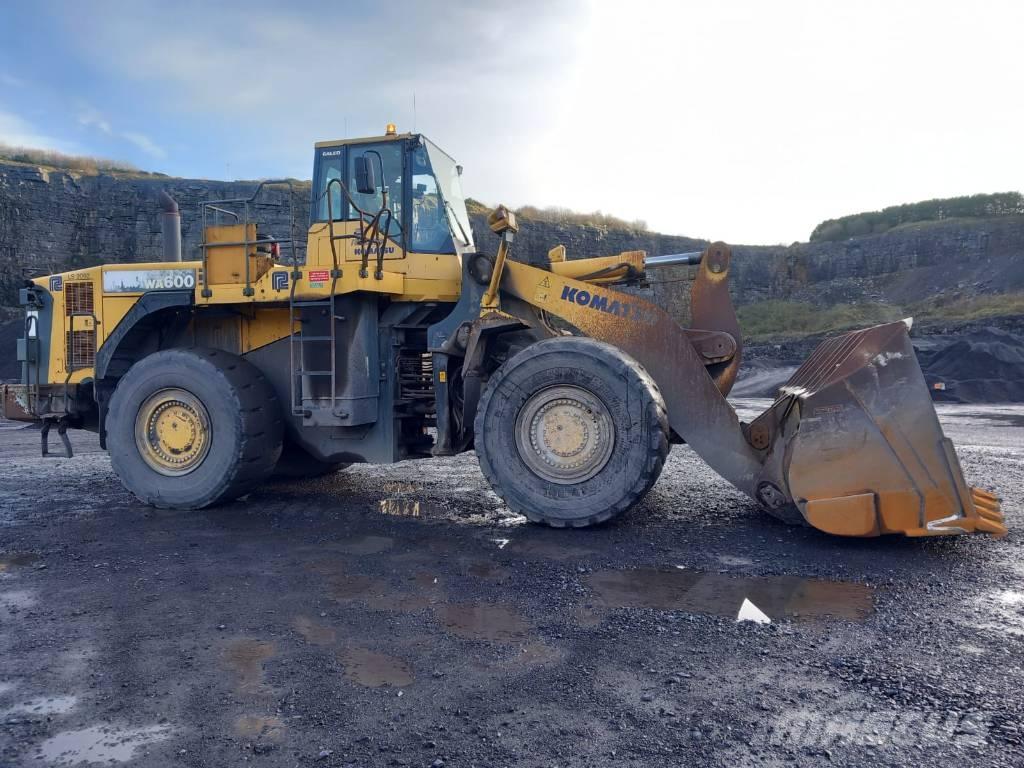 Komatsu WA 600-6 Kolesni nakladalci