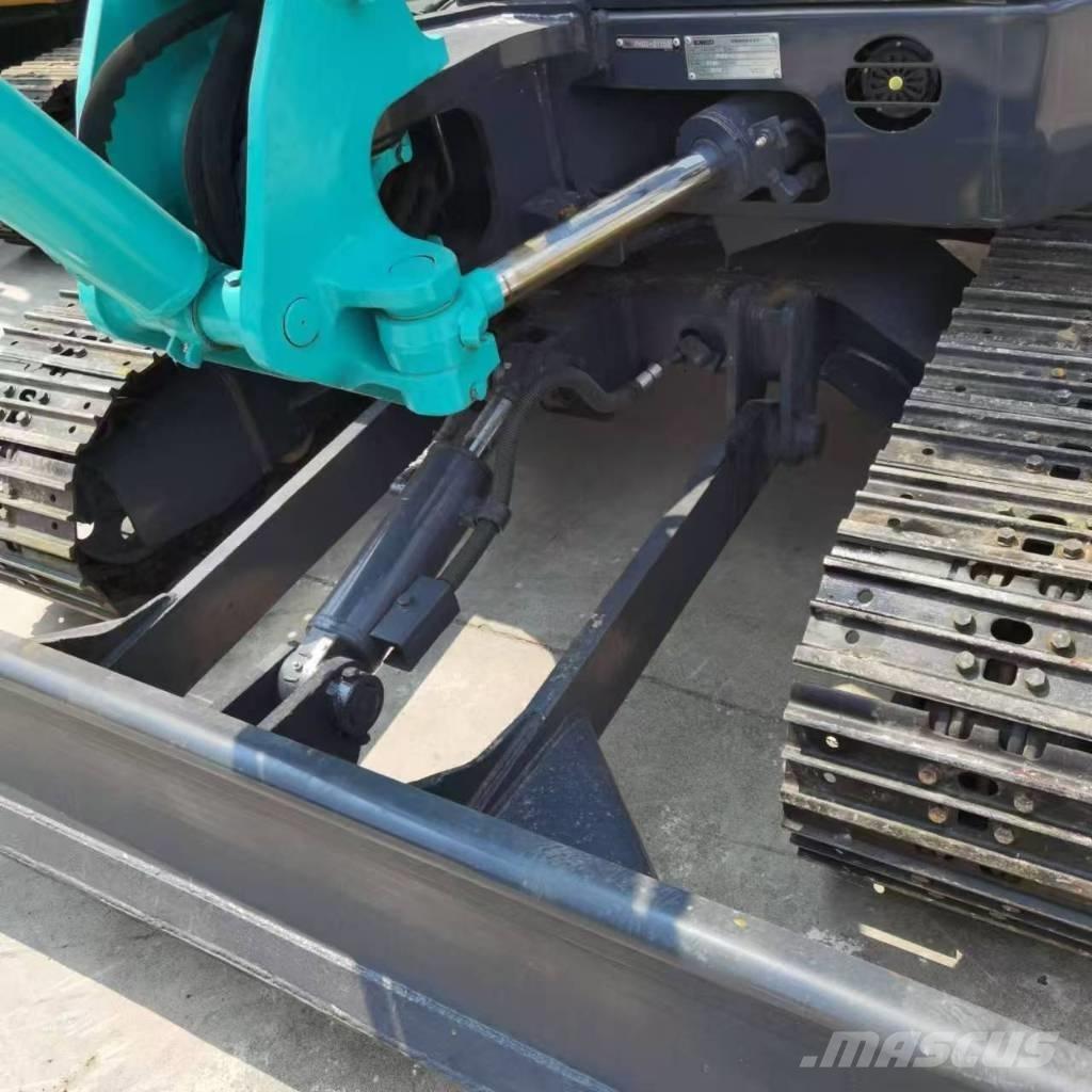 Kobelco SK 40 Mini bagri <7t