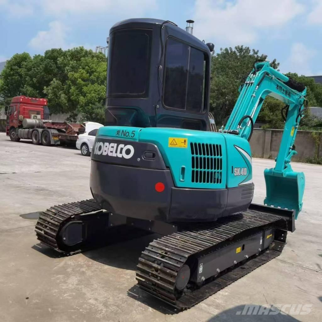 Kobelco SK 40 Mini bagri <7t