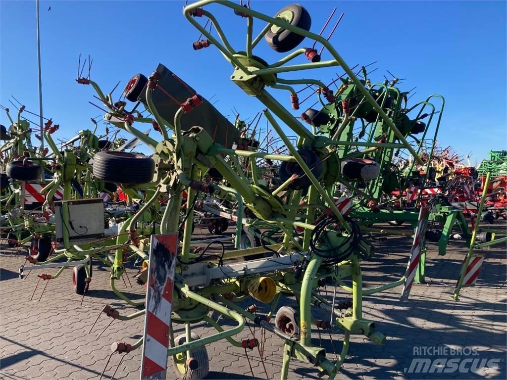 CLAAS Volto 770 Obračalniki in zgrabljalniki